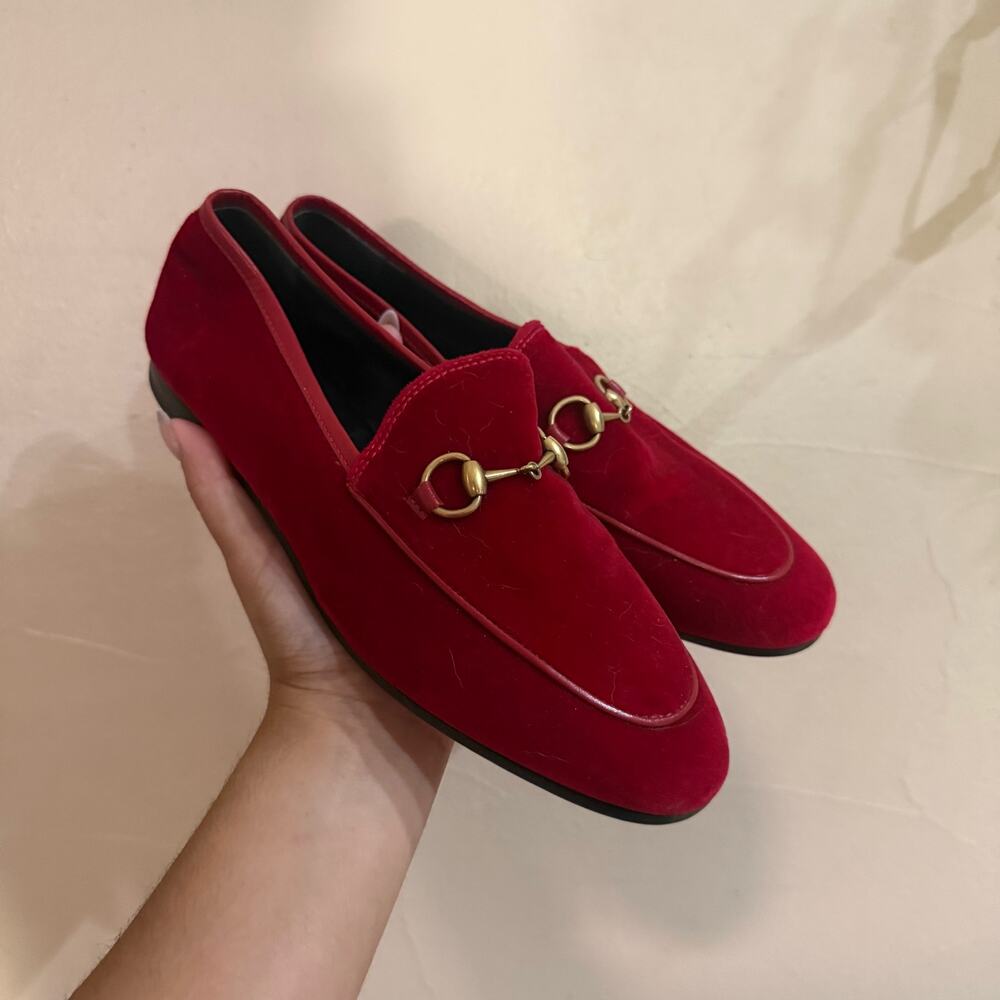 Gucci 1953 Velvet Red Jordan Loafers Suede Gold Horsebit sz 37 - Picture 2 of 10